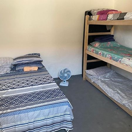カンピーナス Casa De Fundo Aconchegante 4 Solteiros Ou 5 Se 2 Pessoas Na Casalヴィラ エクステリア 写真